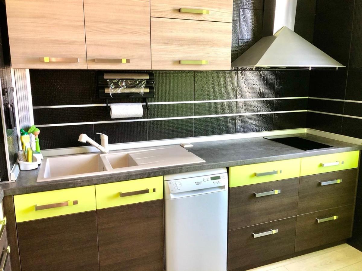 Avelov Art Apartment Бургас Экстерьер фото