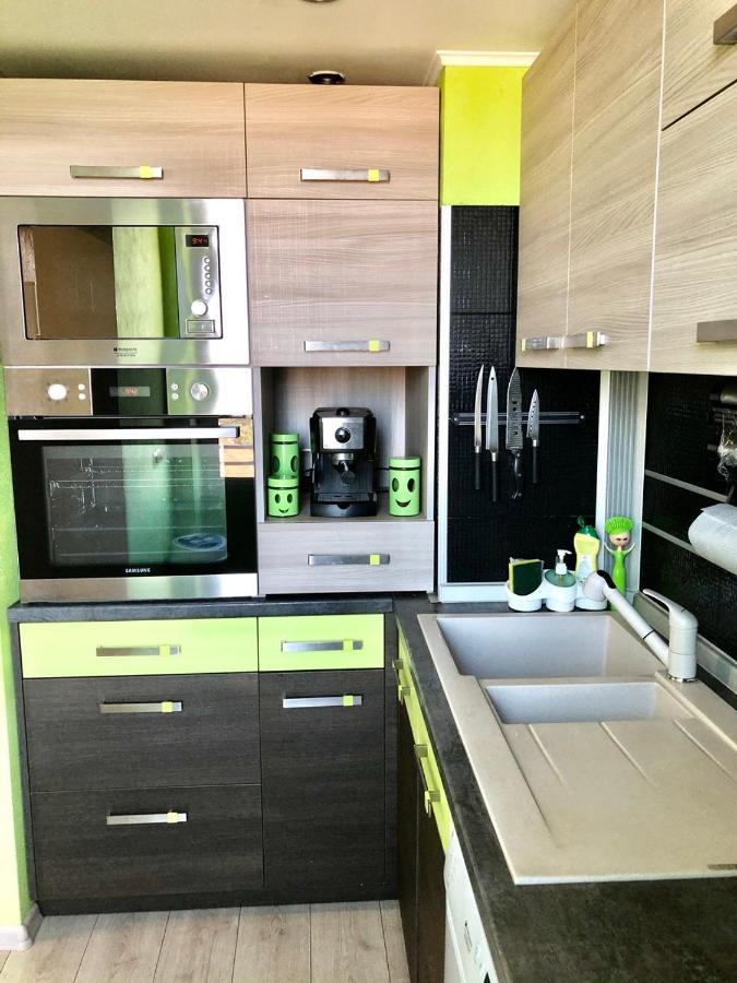 Avelov Art Apartment Бургас Экстерьер фото