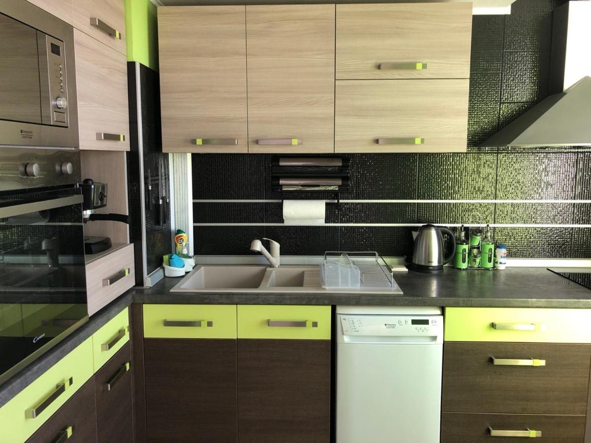 Avelov Art Apartment Бургас Экстерьер фото